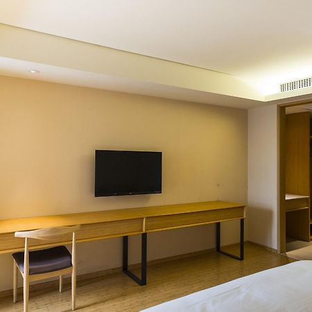 Ji Hotel Shanghai Guangda Liuzhou Road Экстерьер фото